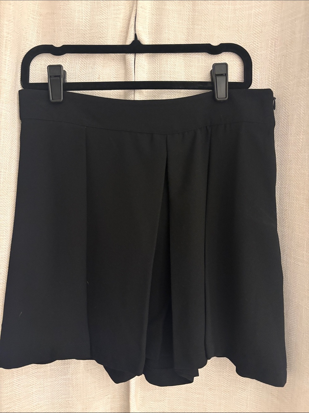 Zara Black Pleated Skort